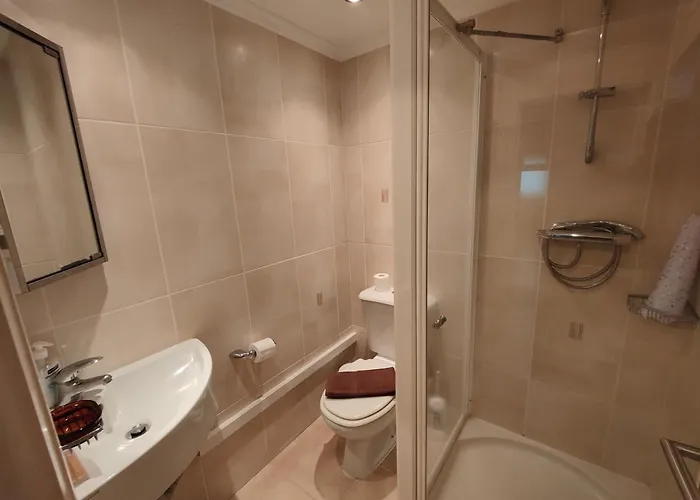 By The & Pool Appartamento Funchal (Madeira)