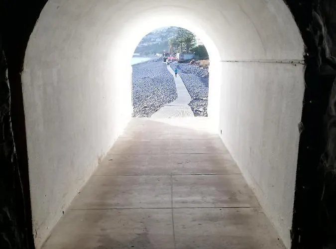 Appartamento By The & Pool Funchal (Madeira)