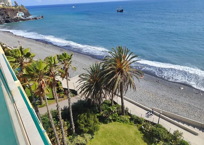 Appartamento By The & Pool