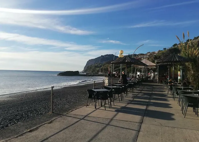 By The & Pool Appartamento Funchal (Madeira)