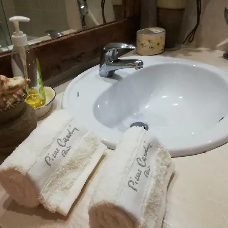 By The & Pool * فونشال