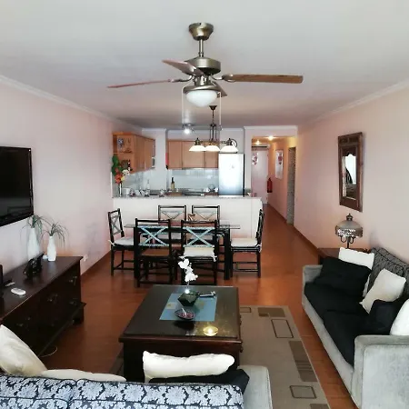 Apartman By The & Pool Funchal