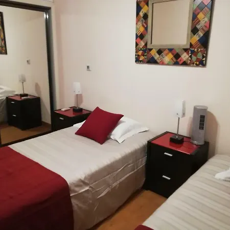 Apartman By The & Pool *